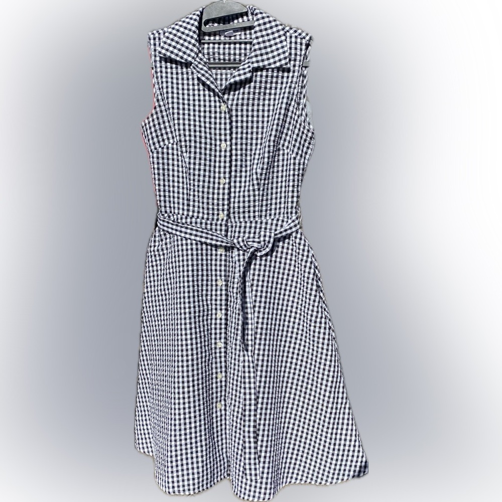 Dress with pockets